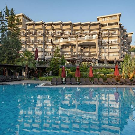 Justiniano Deluxe Resort Окурджалар Екстериор снимка