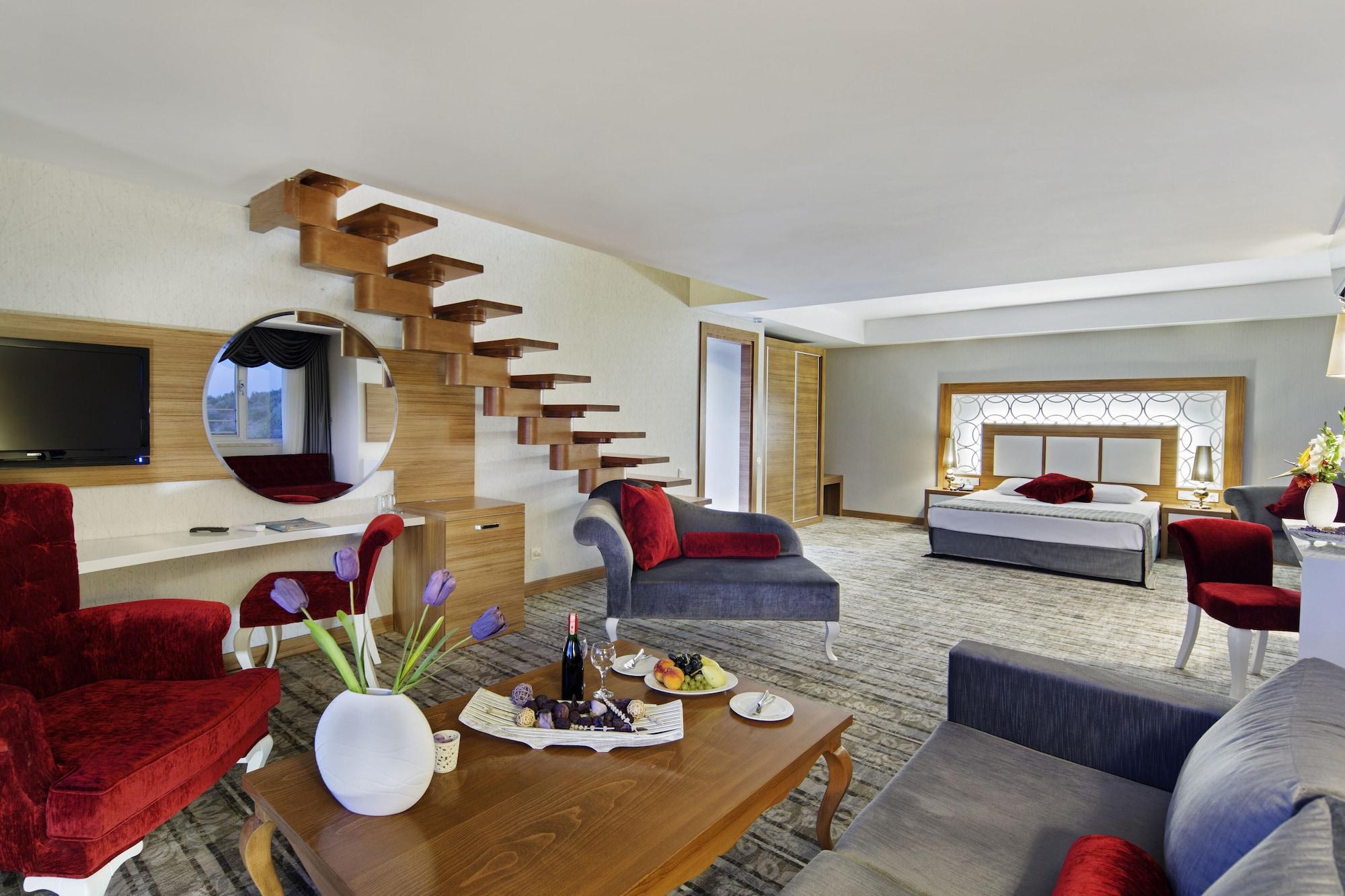 Justiniano Deluxe Resort Окурджалар Екстериор снимка