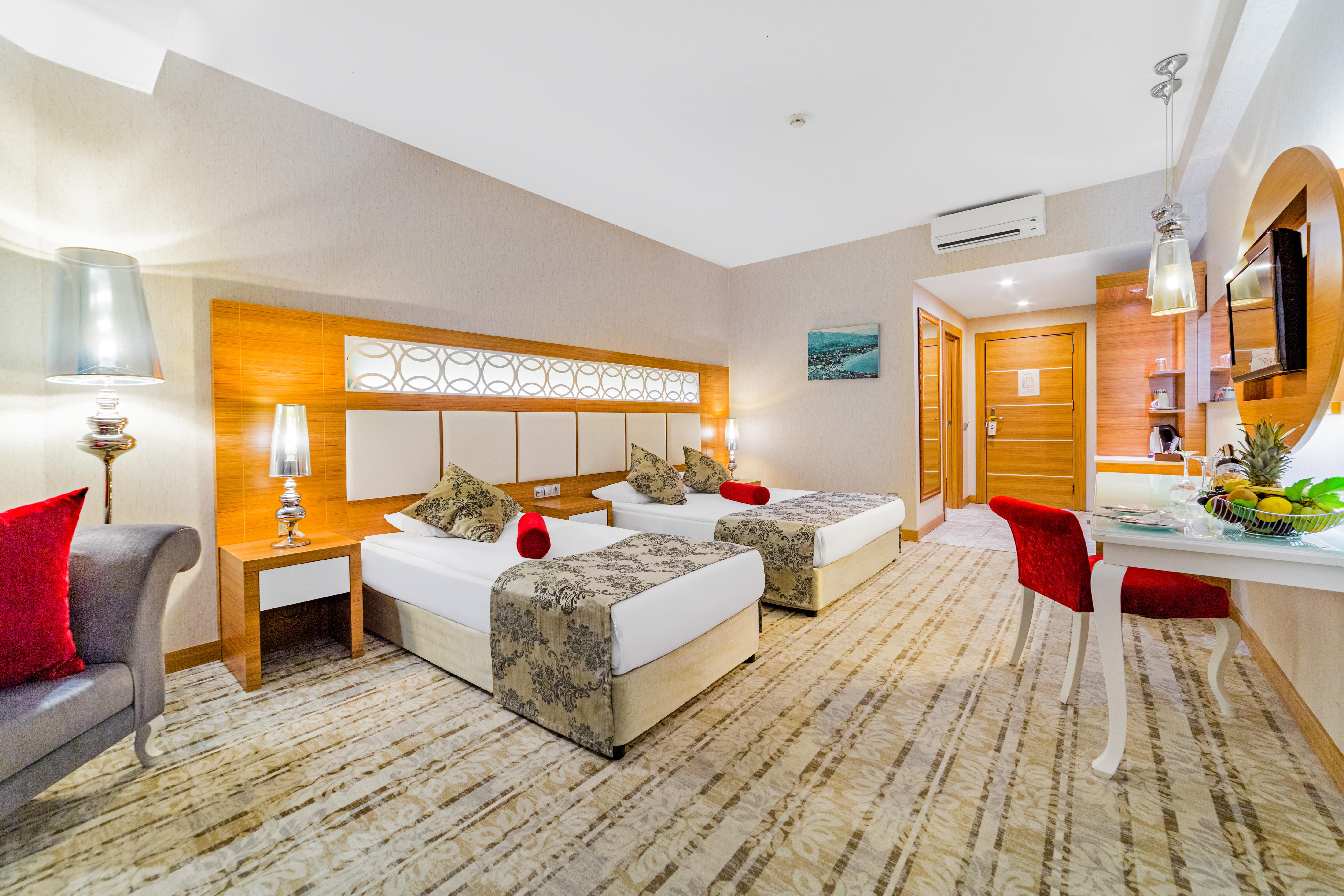Justiniano Deluxe Resort Окурджалар Екстериор снимка