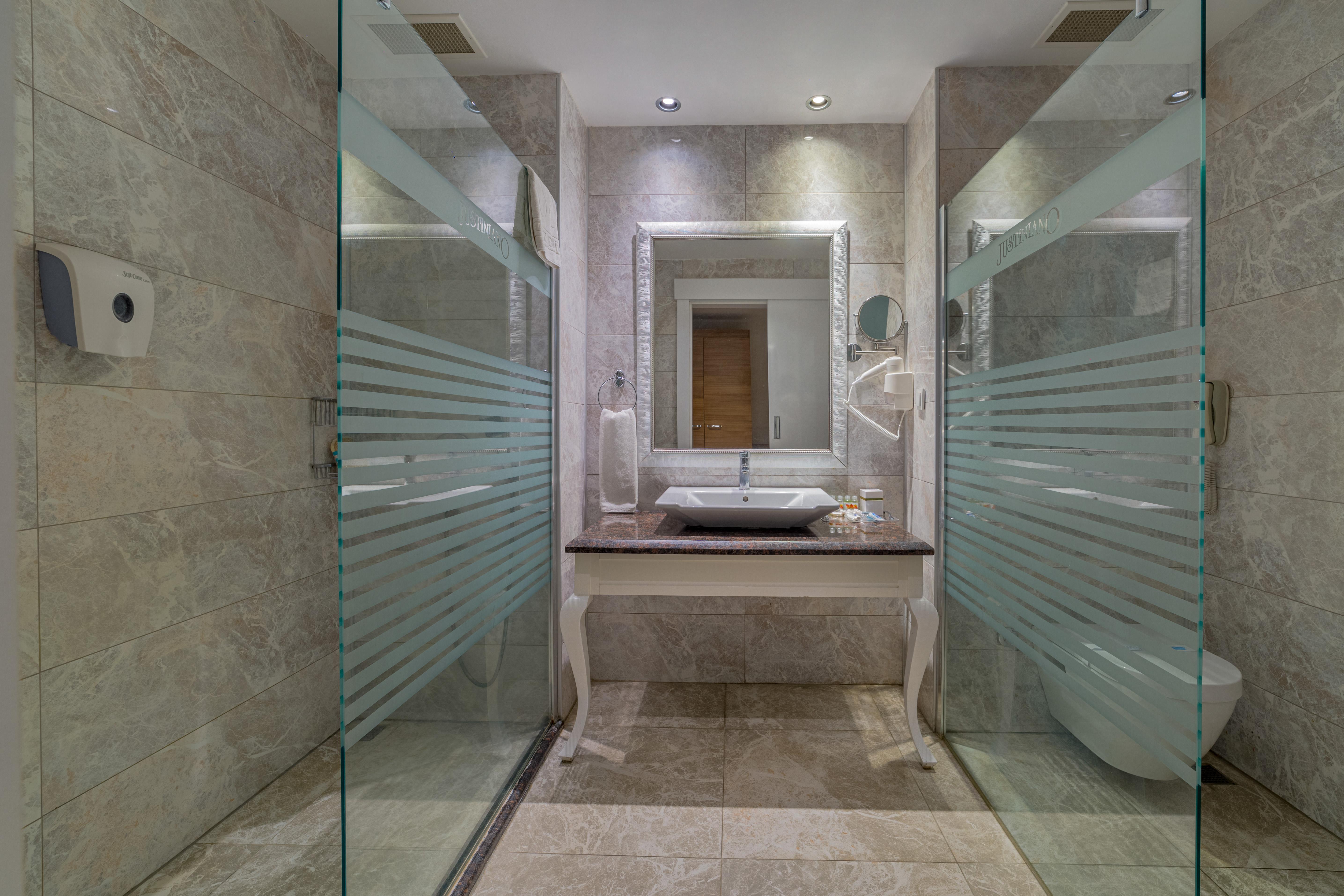 Justiniano Deluxe Resort Окурджалар Екстериор снимка