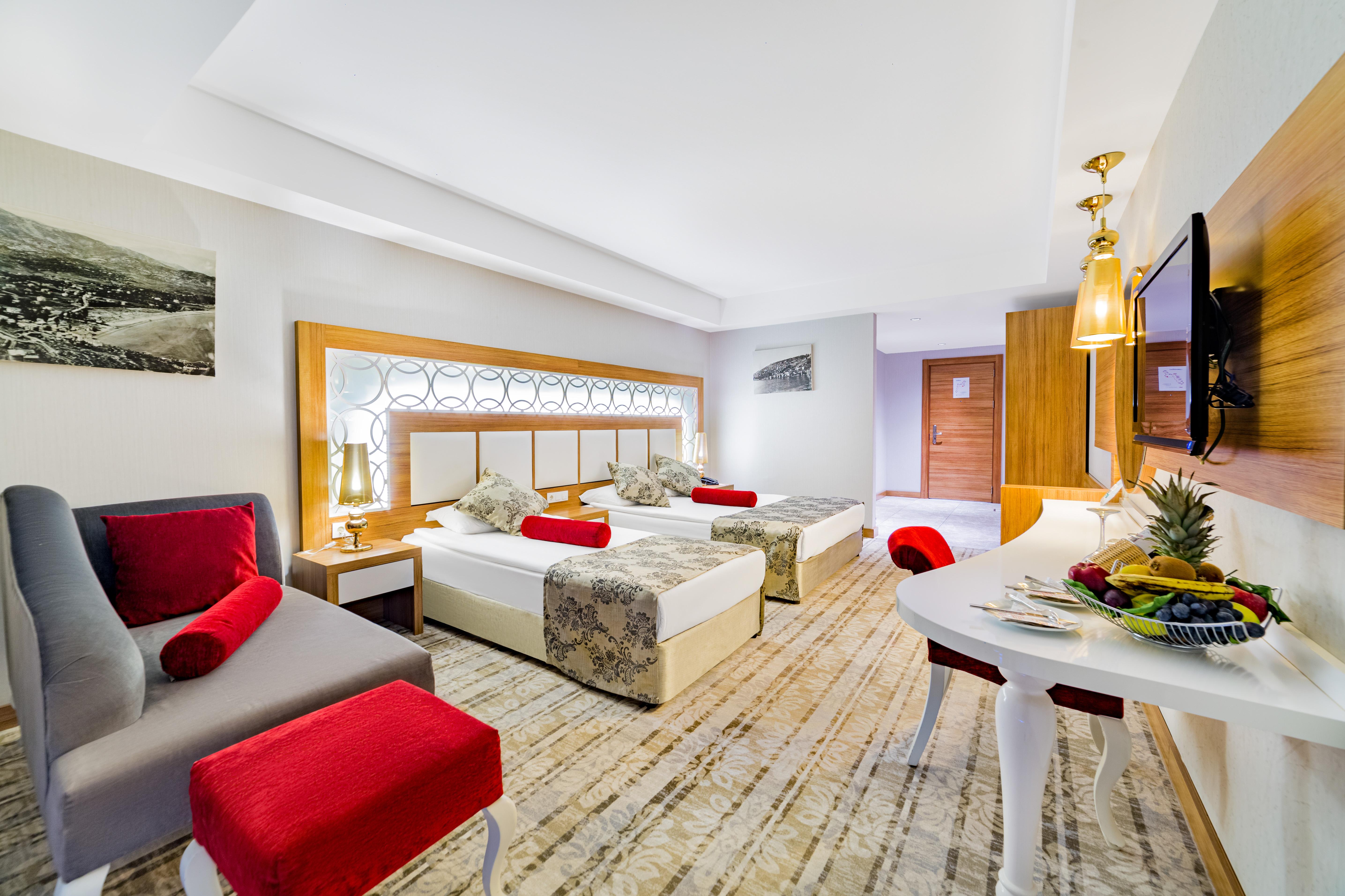Justiniano Deluxe Resort Окурджалар Екстериор снимка