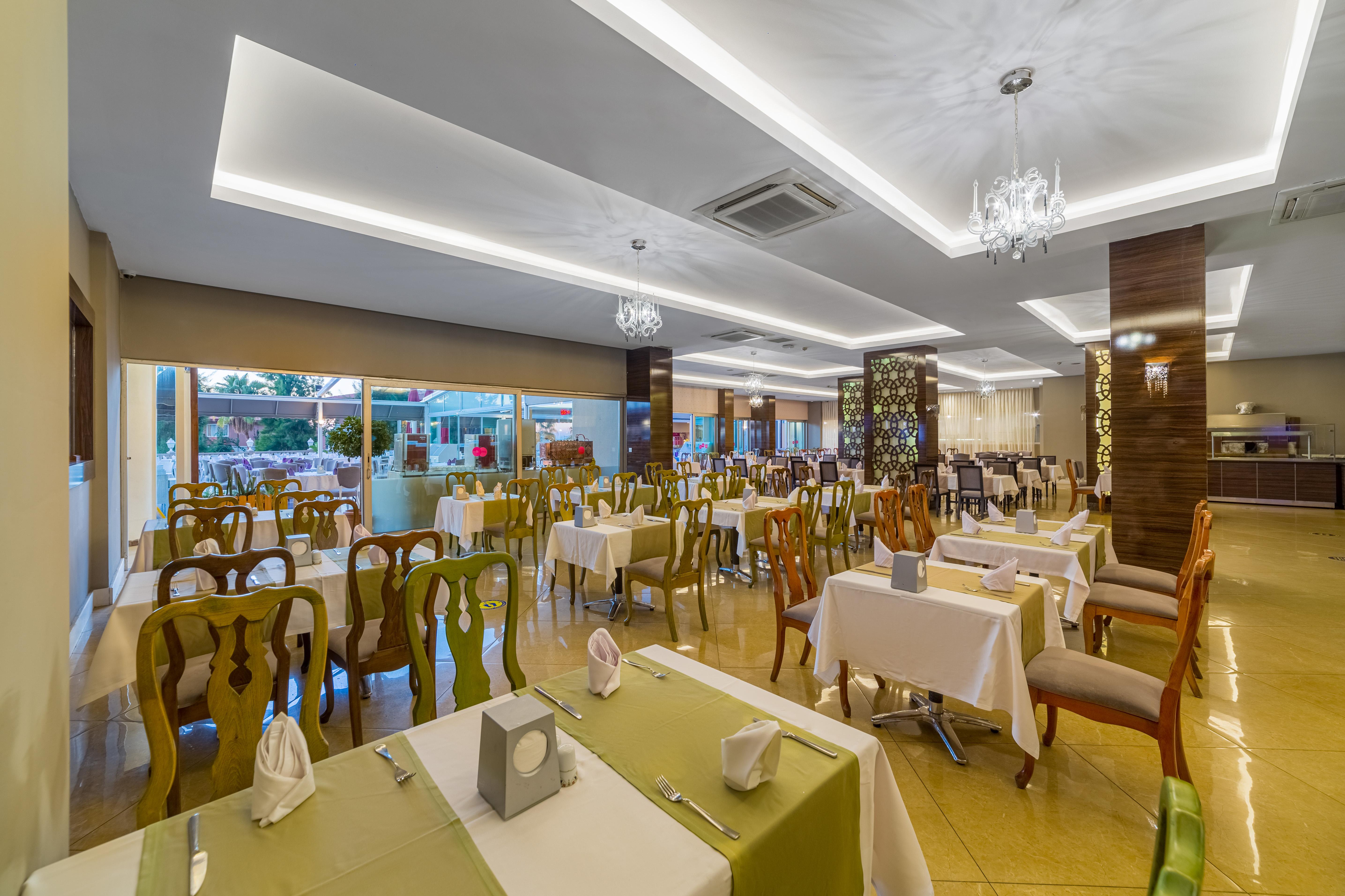 Justiniano Deluxe Resort Окурджалар Екстериор снимка