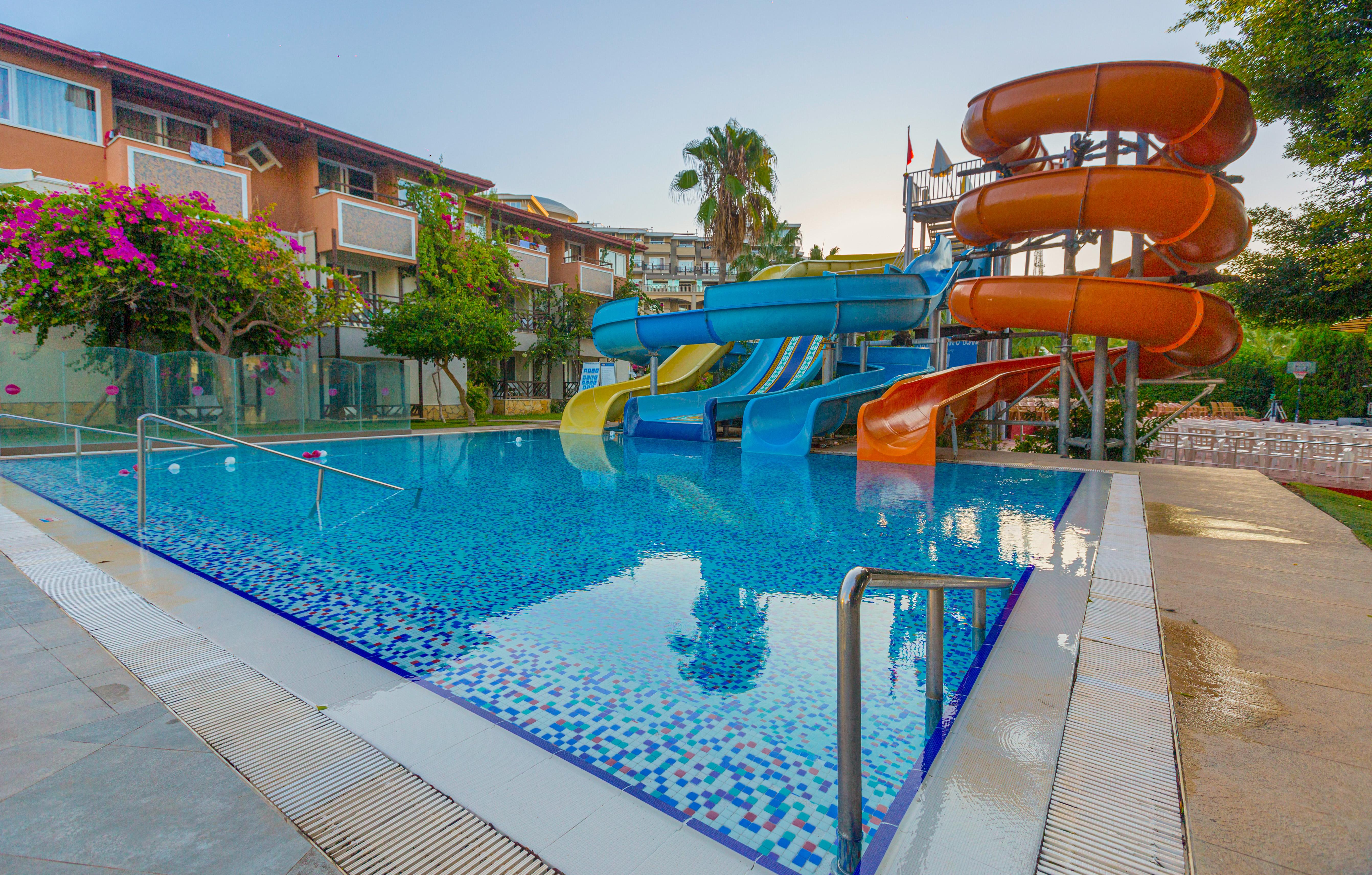 Justiniano Deluxe Resort Окурджалар Екстериор снимка